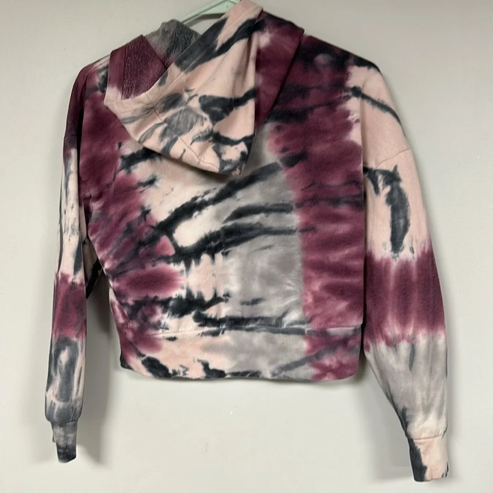 JUSTICE ACTIVE GIRLS PURPLE / PINK TIE DYE CROP ZIP FRONT HOODIE SIZE 8